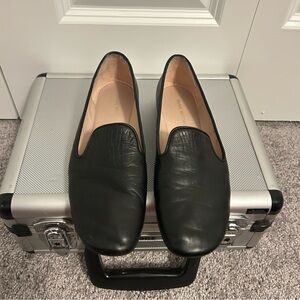Stuart‎ Weitzman Black Leather Loafers | Women’s Size 6 | Slip-On Flats